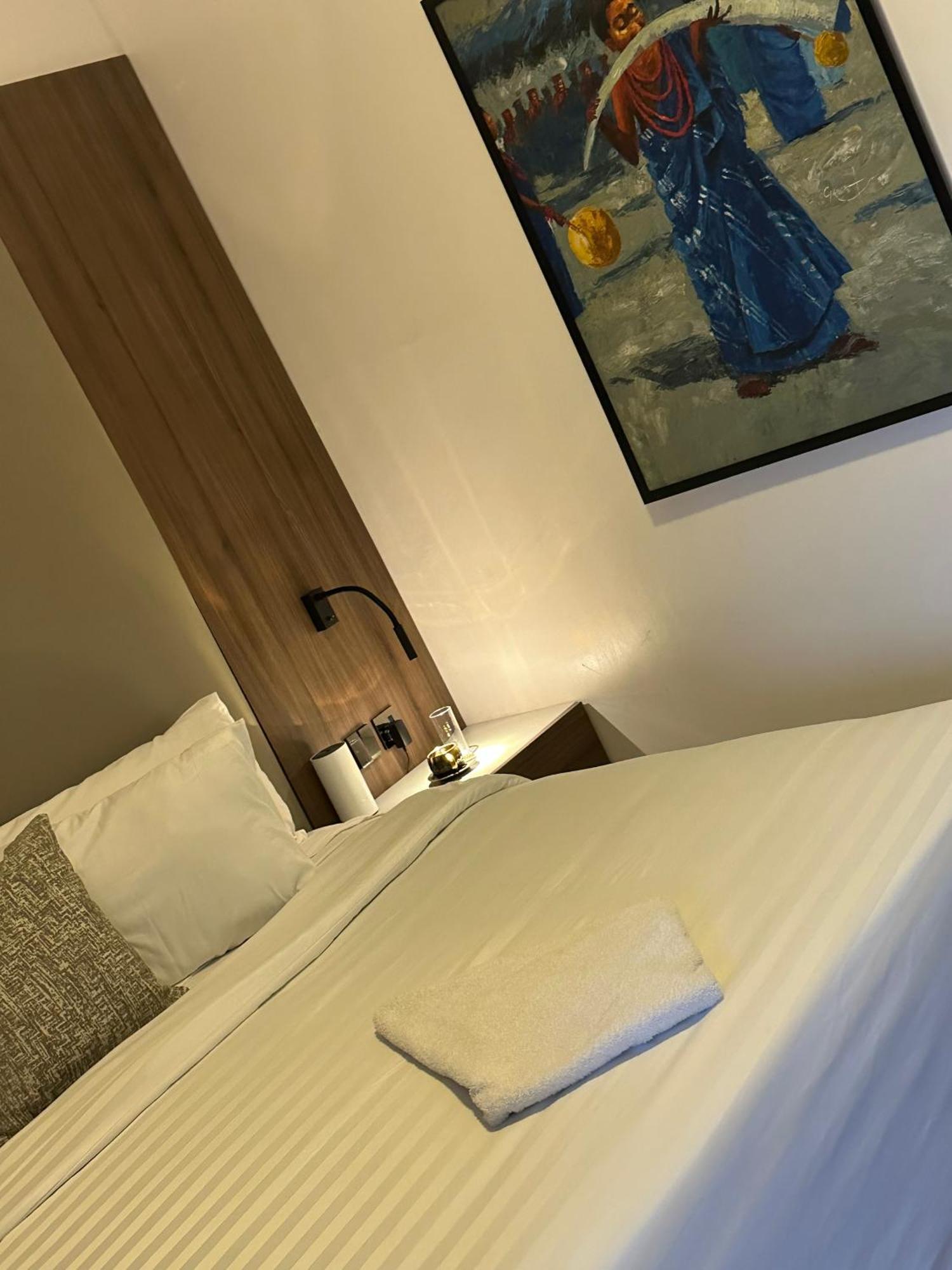 Guided Hospitality - Luxury Accommodations 라고스 외부 사진
